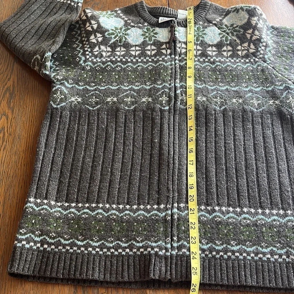 Field Gear Shetland Wool zip up cardigan size small long sleeves, dry clean